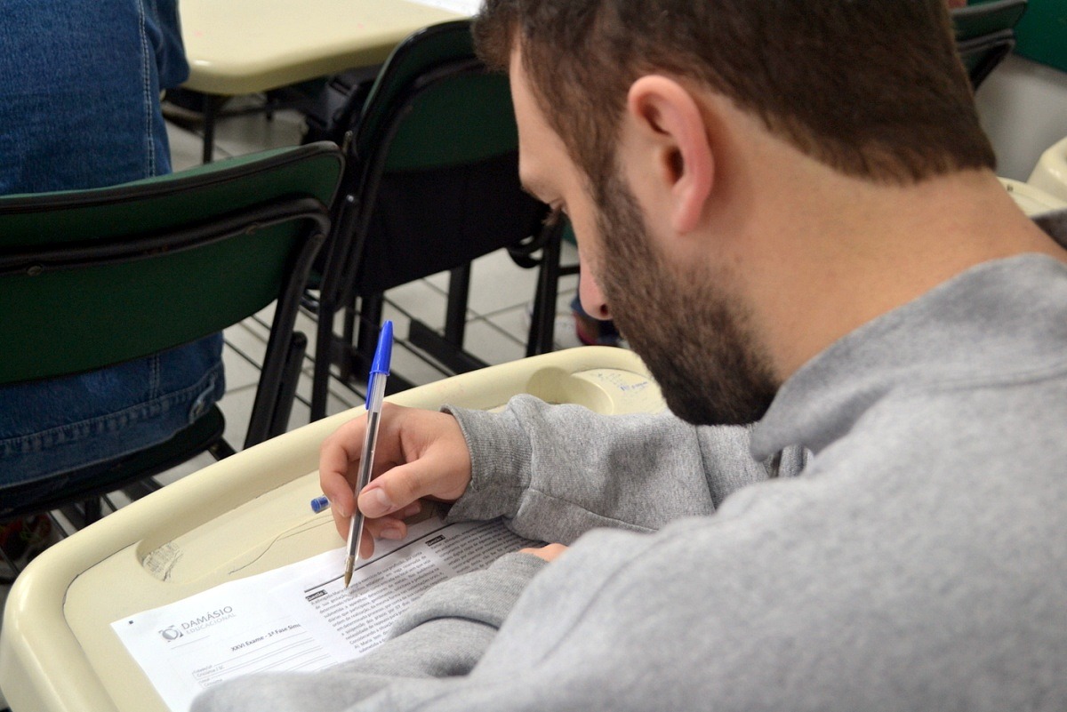 Curso de Direito da Unesc é o primeiro no 25º Exame da OAB 1 Curso de Direito da Unesc é o primeiro no 25º Exame da OAB