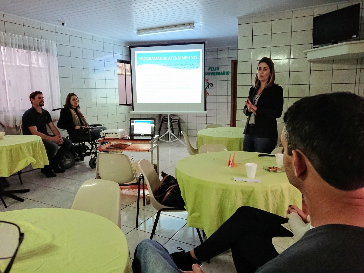 Apae de Nova Veneza recebe visita de vereadores 3 Apae de Nova Veneza recebe visita de vereadores