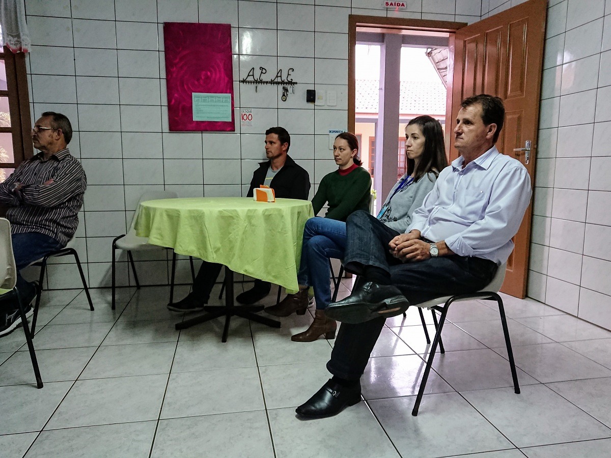 Apae de Nova Veneza recebe visita de vereadores 4 Apae de Nova Veneza recebe visita de vereadores