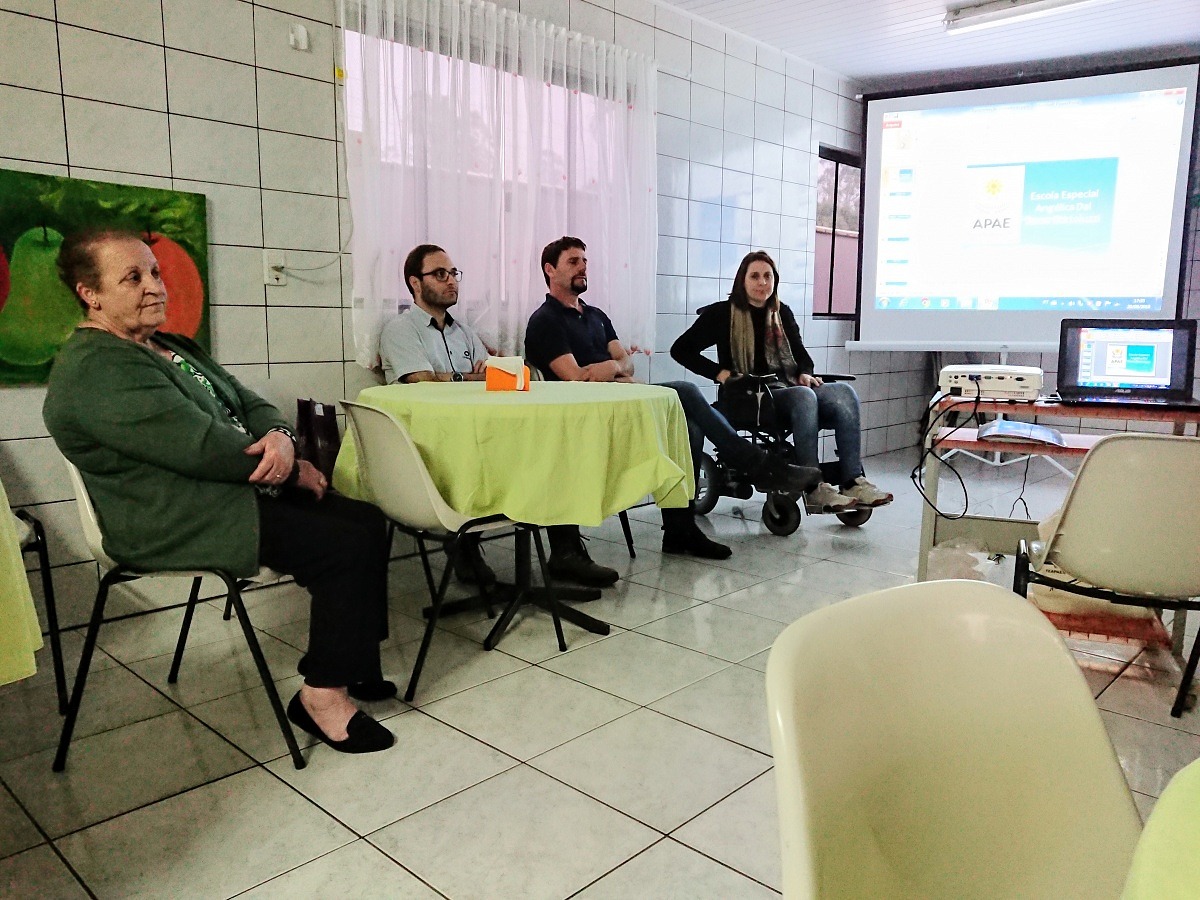Apae de Nova Veneza recebe visita de vereadores 5 Apae de Nova Veneza recebe visita de vereadores