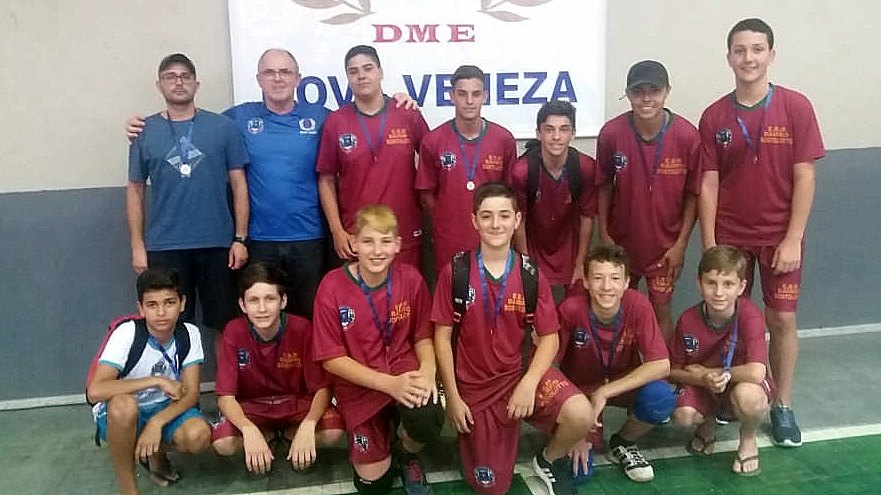 Escola Municipal Caravaggio é campeã em dois naipes na etapa de voleibol do Jevs 3 Escola Municipal Caravaggio é campeã em dois naipes na etapa de voleibol do Jevs