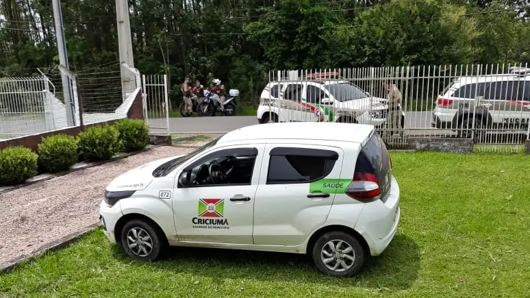 Carro da Prefeitura de Criciúma é roubado no Morro da Cruz e utilizado em assalto em Forquilhinha