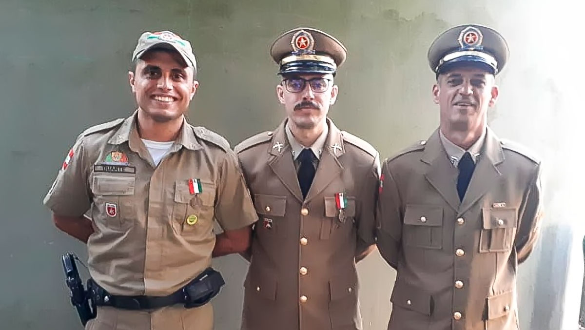 Policiais de Nova Veneza são homenageados nos 184 anos da PMSC