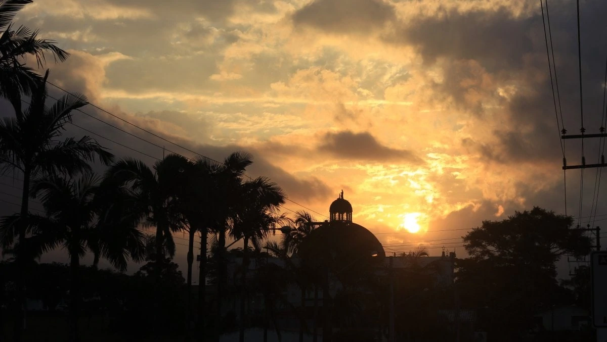 <strong>A semana termina mais quente com sol entre nuvens em SC</strong>