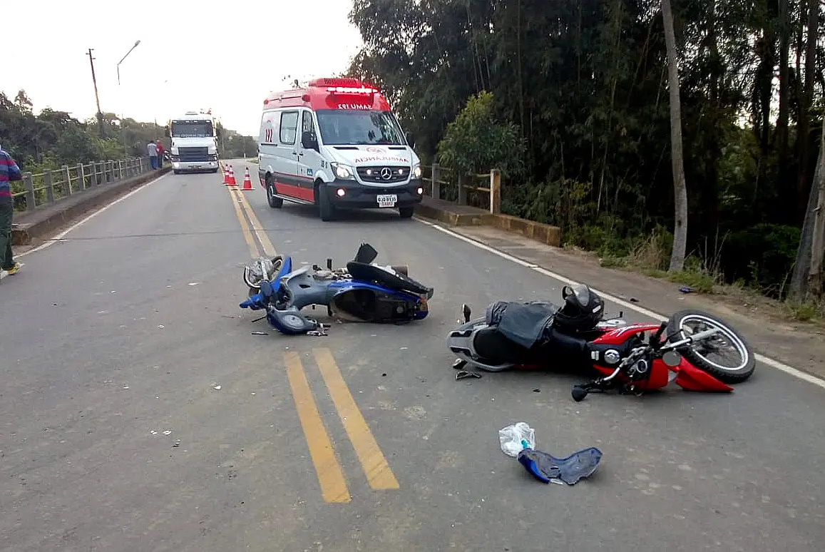 Acidente de trânsito deixa dois motociclistas feridos no interior de Nova Veneza