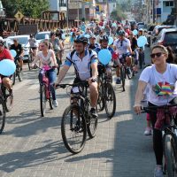 Pedalando em família: passeio ciclístico encerra a Semana da Integração da Família
