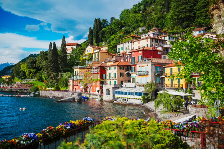 Itália, Ferragosto: litoral, lago e montanha