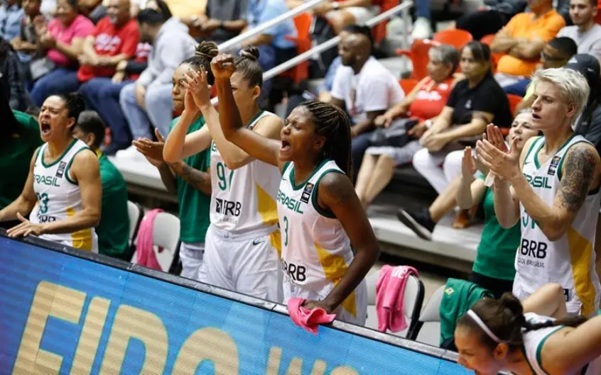 Brasil vence Porto Rico e conquista bronze na Copa America de Basquete