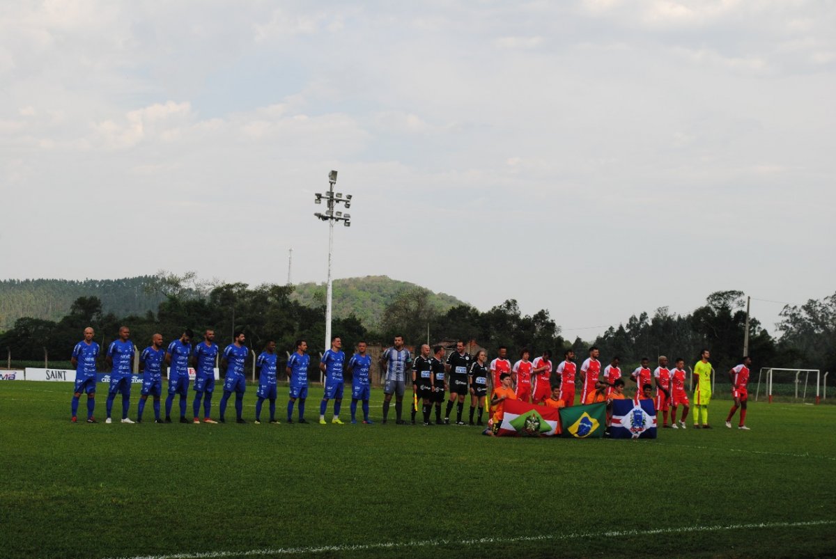 Caravaggio vence Metropolitano por 2 a 1 no primeiro jogo da semifinal do Estadual de Amadores 6 Caravaggio vence Metropolitano por 2 a 1 no primeiro jogo da semifinal do Estadual de Amadores