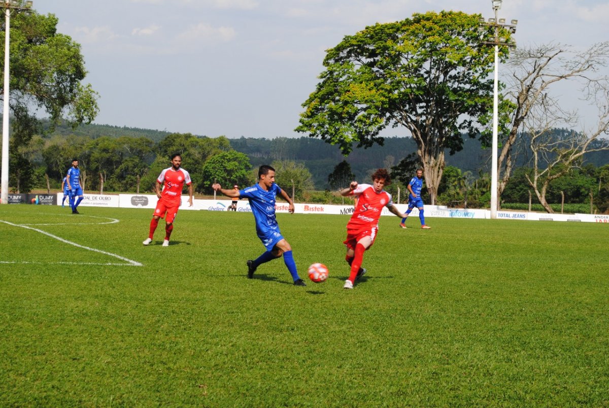 Caravaggio vence Metropolitano por 2 a 1 no primeiro jogo da semifinal do Estadual de Amadores 1 Caravaggio vence Metropolitano por 2 a 1 no primeiro jogo da semifinal do Estadual de Amadores