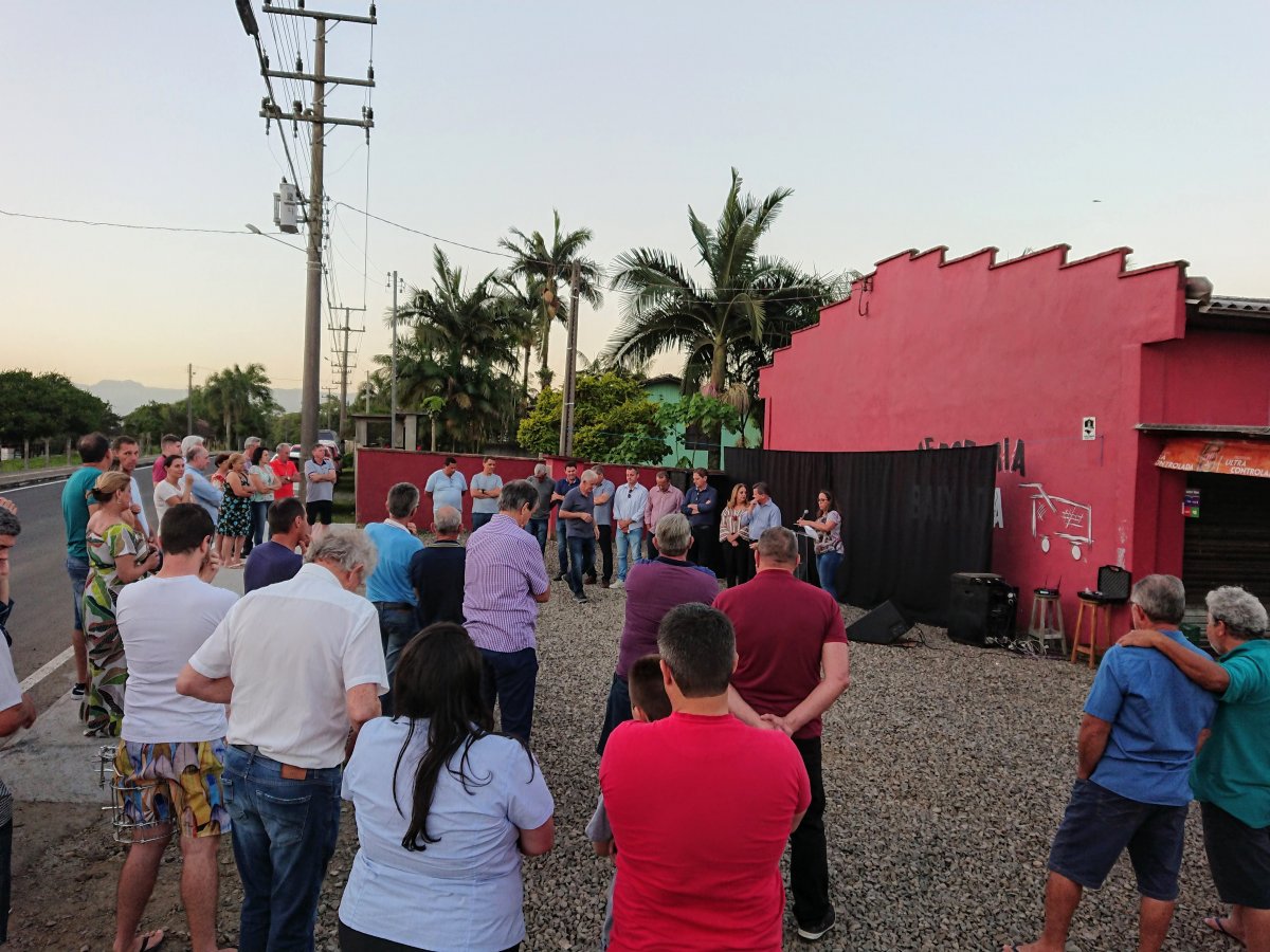 Obras no Parque Industrial Jerônimo Spilere e na rua Antônio Milanez são inauguradas