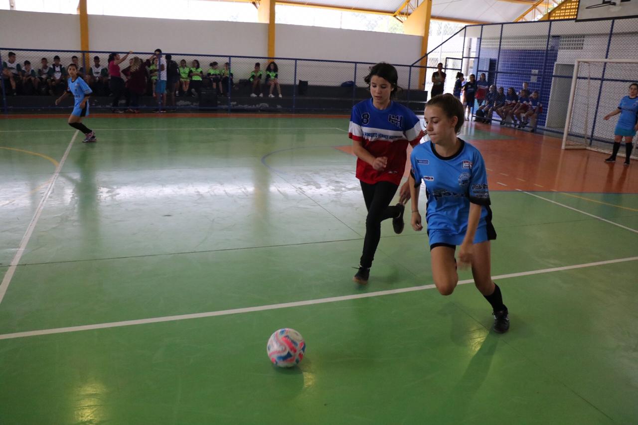 Jevs: escolas Líbero Ugioni e Caravaggio conquistam a etapa de futsal