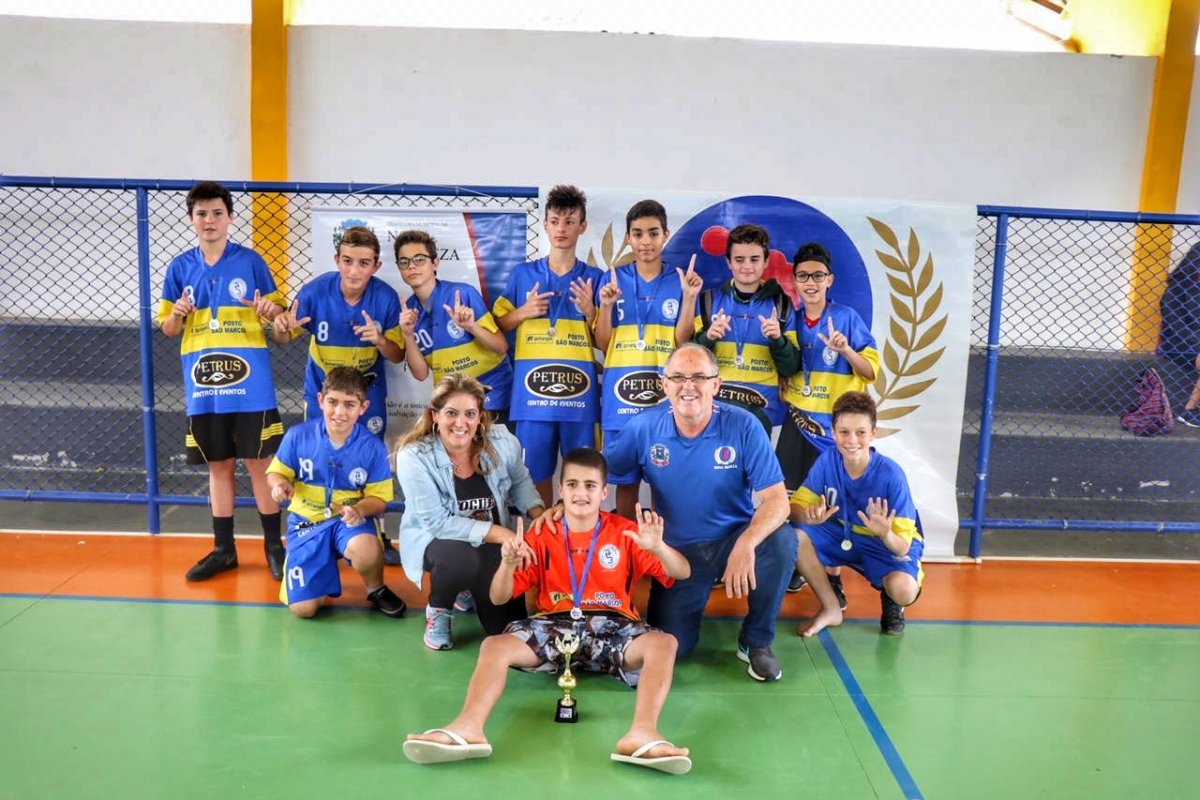 Jevs: escolas Líbero Ugioni e Caravaggio conquistam a etapa de futsal