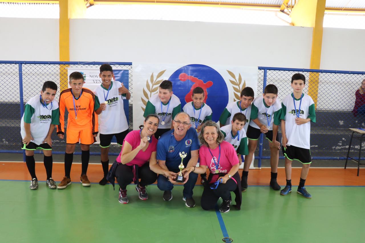 Jevs: escolas Líbero Ugioni e Caravaggio conquistam a etapa de futsal