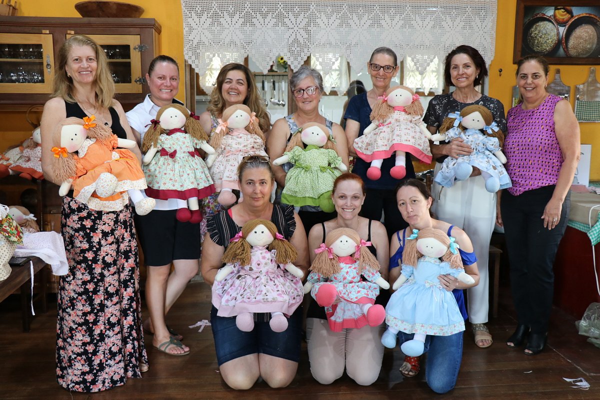 Afave promove ação Natal Solidário “Eu quero uma boneca de pano” 2 Afave promove ação Natal Solidário “Eu quero uma boneca de pano”
