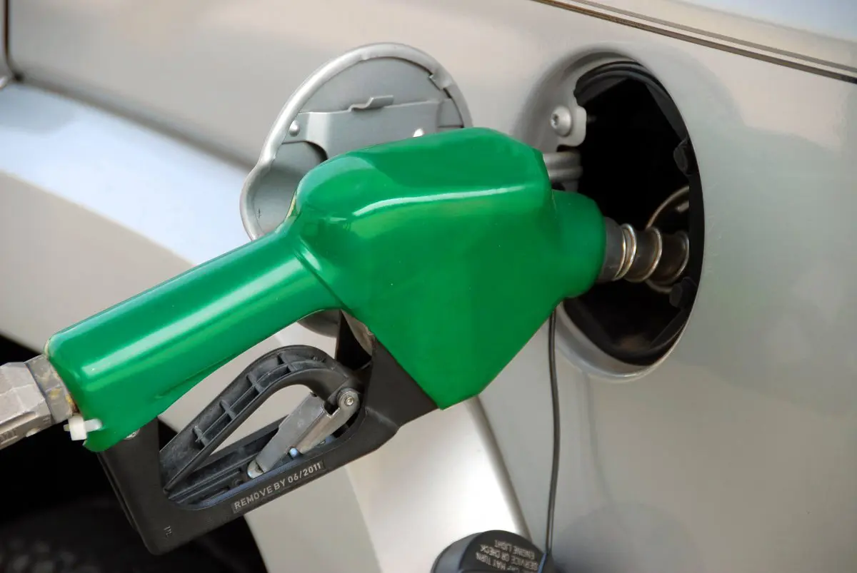 Petrobrás confirma redução no preço da gasolina e diesel a partir desta terça-feira