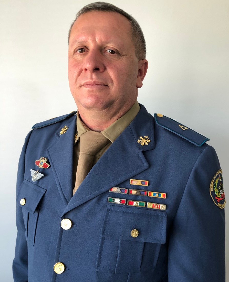 Bravos heróis 4 Bravos heróis