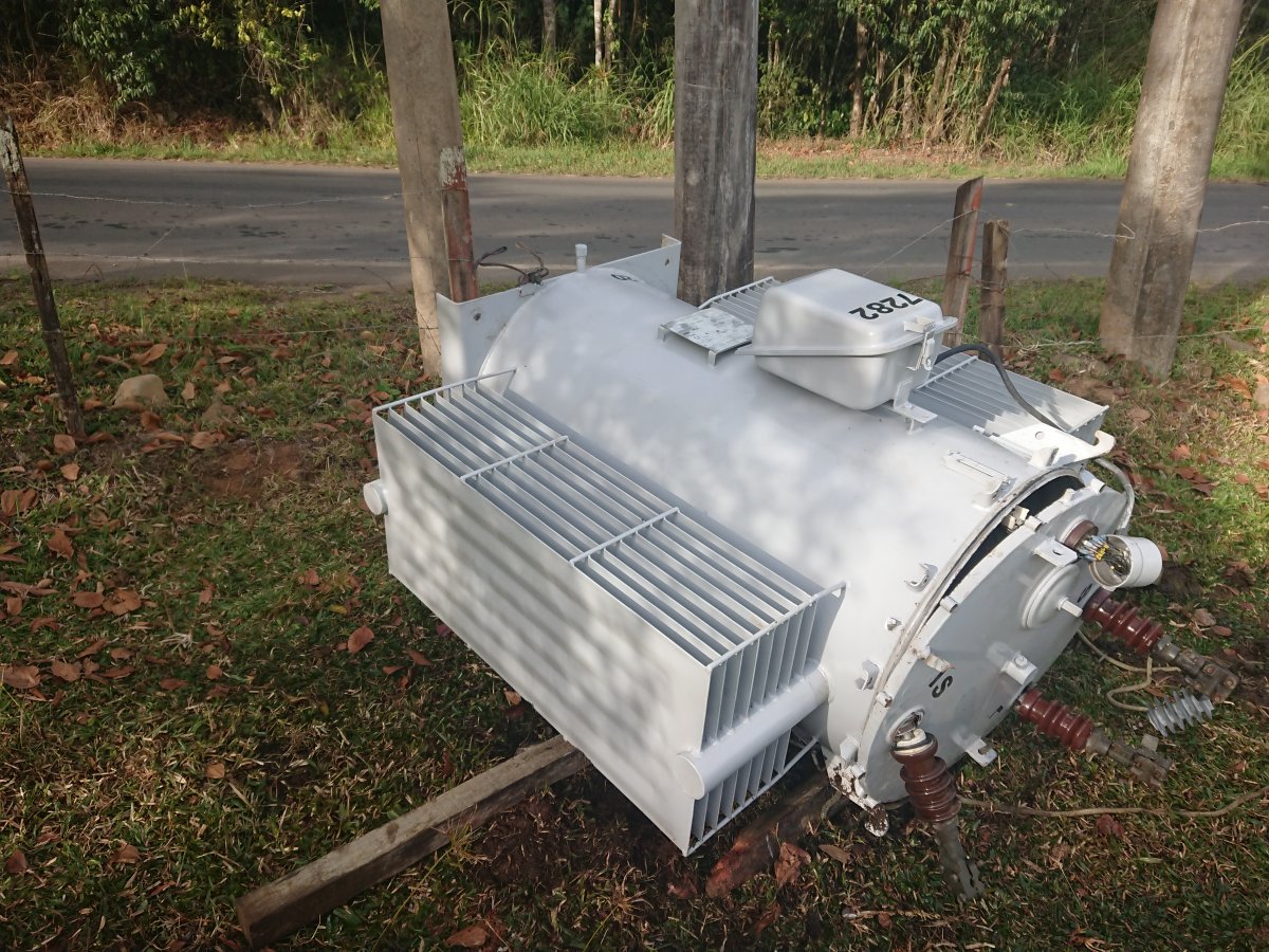 Ladrões destroem equipamento de R$40 mil da Celesc para tentar furtar cobre