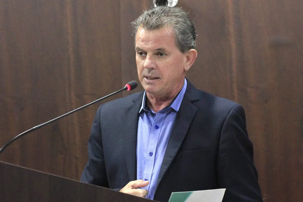Justiça condena prefeito Rogério Frigo no caso do asfaltamento de loteamento
