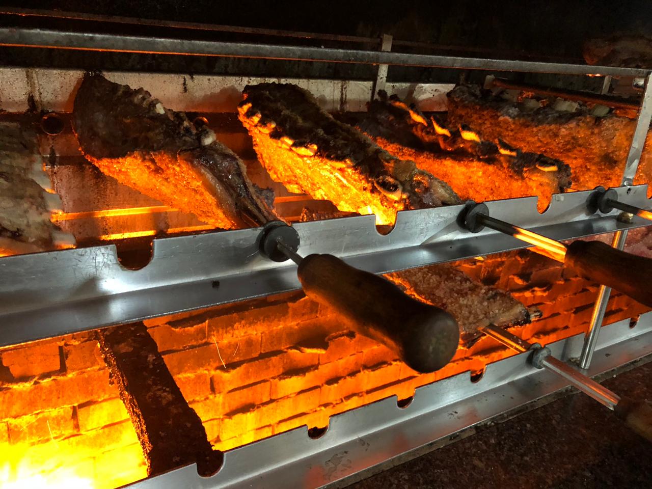 Costela do Morelli: deliciosos pratos com todos os cuidados na pandemia