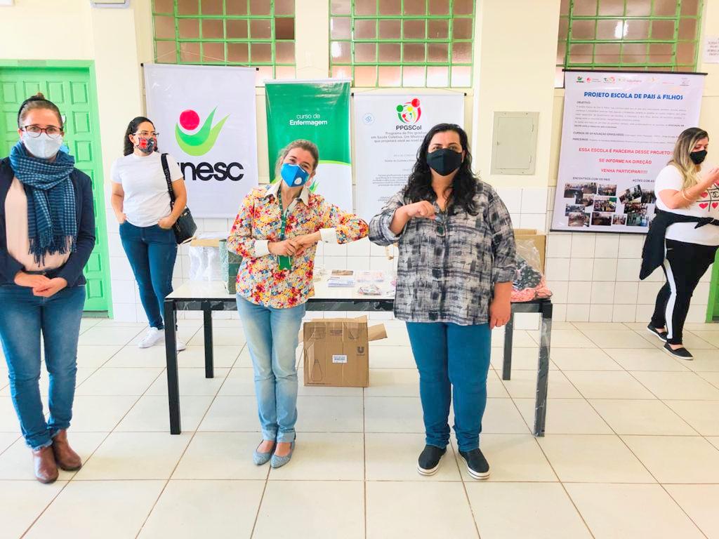 Projeto de extensão da Unesc realiza doação de kits de proteção individual e materiais informativos 3 Projeto de extensão da Unesc realiza doação de kits de proteção individual e materiais informativos