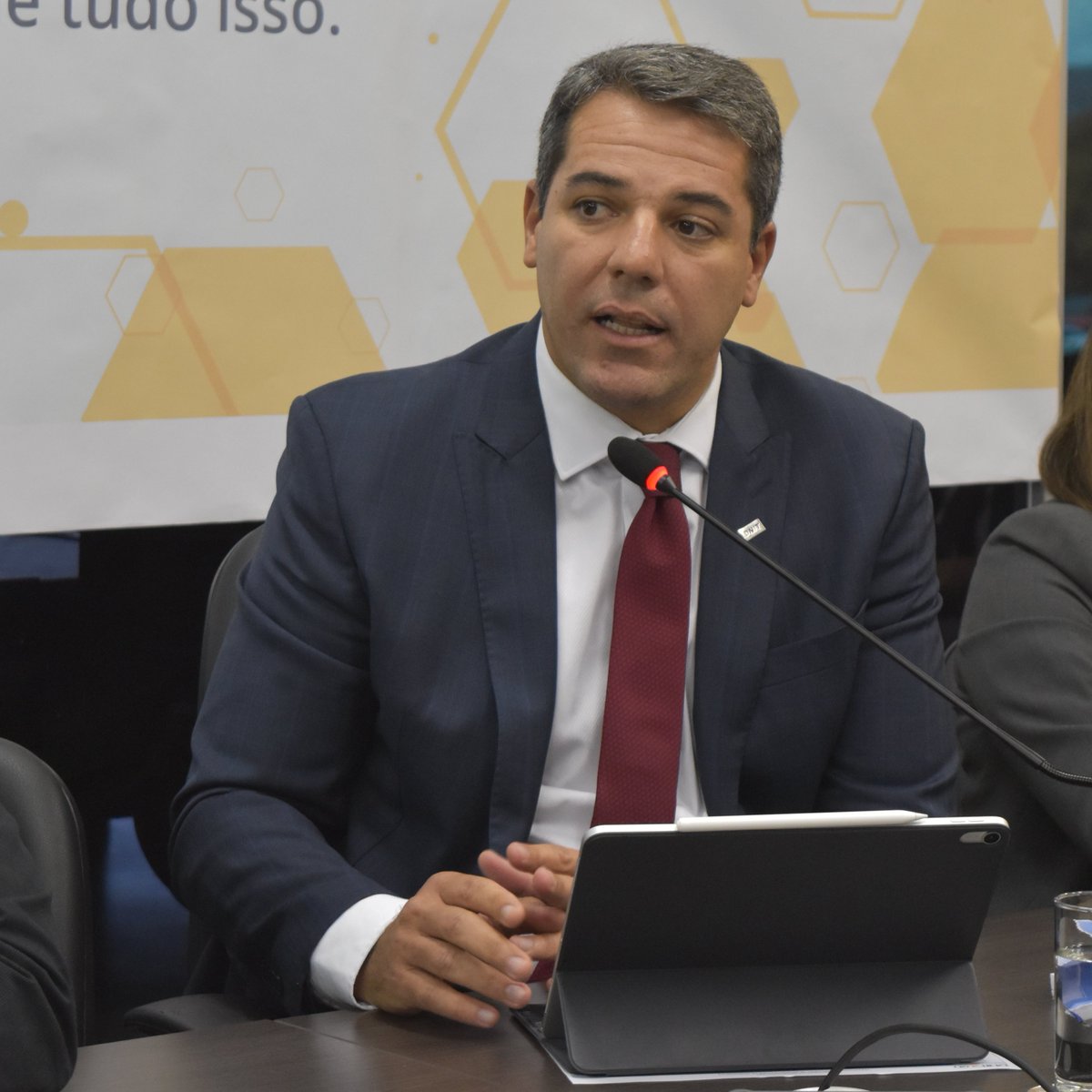 Diretor de Planejamento e Pesquisa do DNIT e secretário de Estado de Infraestrutura e Mobilidade de Santa Catarina ministram palestra na Unesc