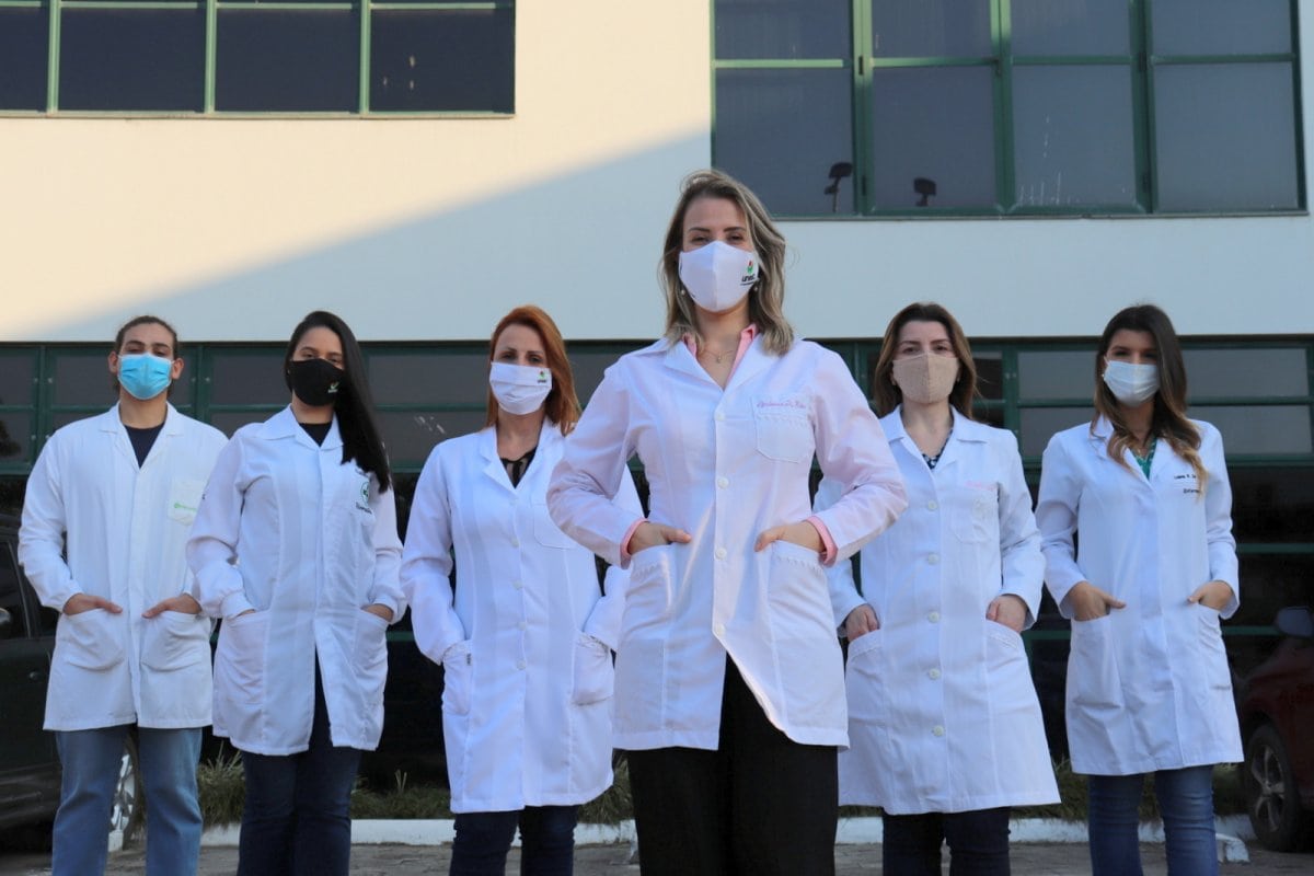 Unesc inicia em setembro coleta de dados de pesquisa para avaliar danos neuropsiquiátricos relacionados à Covid-19 6 Unesc inicia em setembro coleta de dados de pesquisa para avaliar danos neuropsiquiátricos relacionados à Covid-19