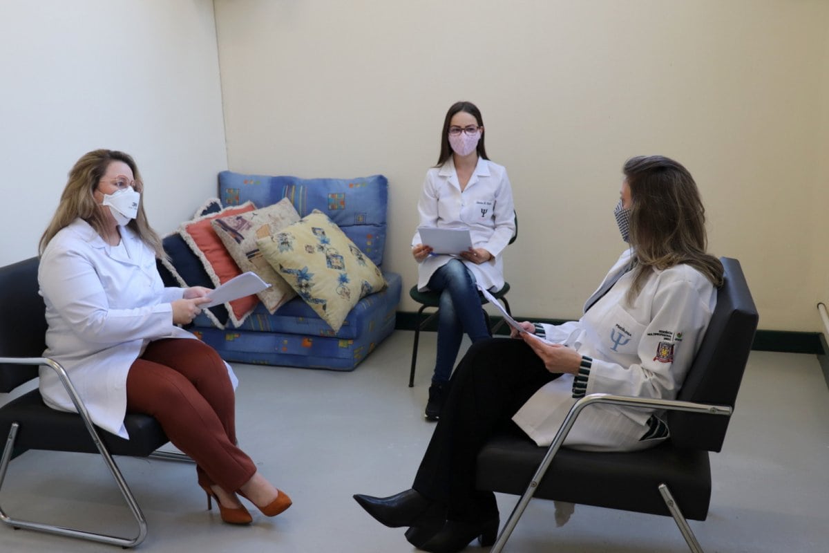 Unesc inicia em setembro coleta de dados de pesquisa para avaliar danos neuropsiquiátricos relacionados à Covid-19 2 Unesc inicia em setembro coleta de dados de pesquisa para avaliar danos neuropsiquiátricos relacionados à Covid-19