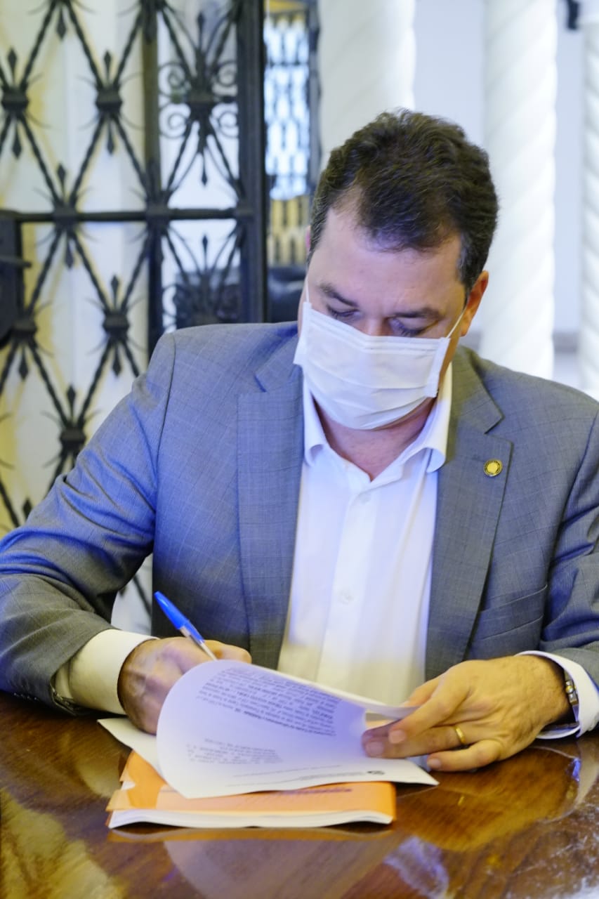 Minotto: R$ 1,3 milhão para a saúde e R$ 1 milhão para a educação 1 Minotto: R$ 1,3 milhão para a saúde e R$ 1 milhão para a educação