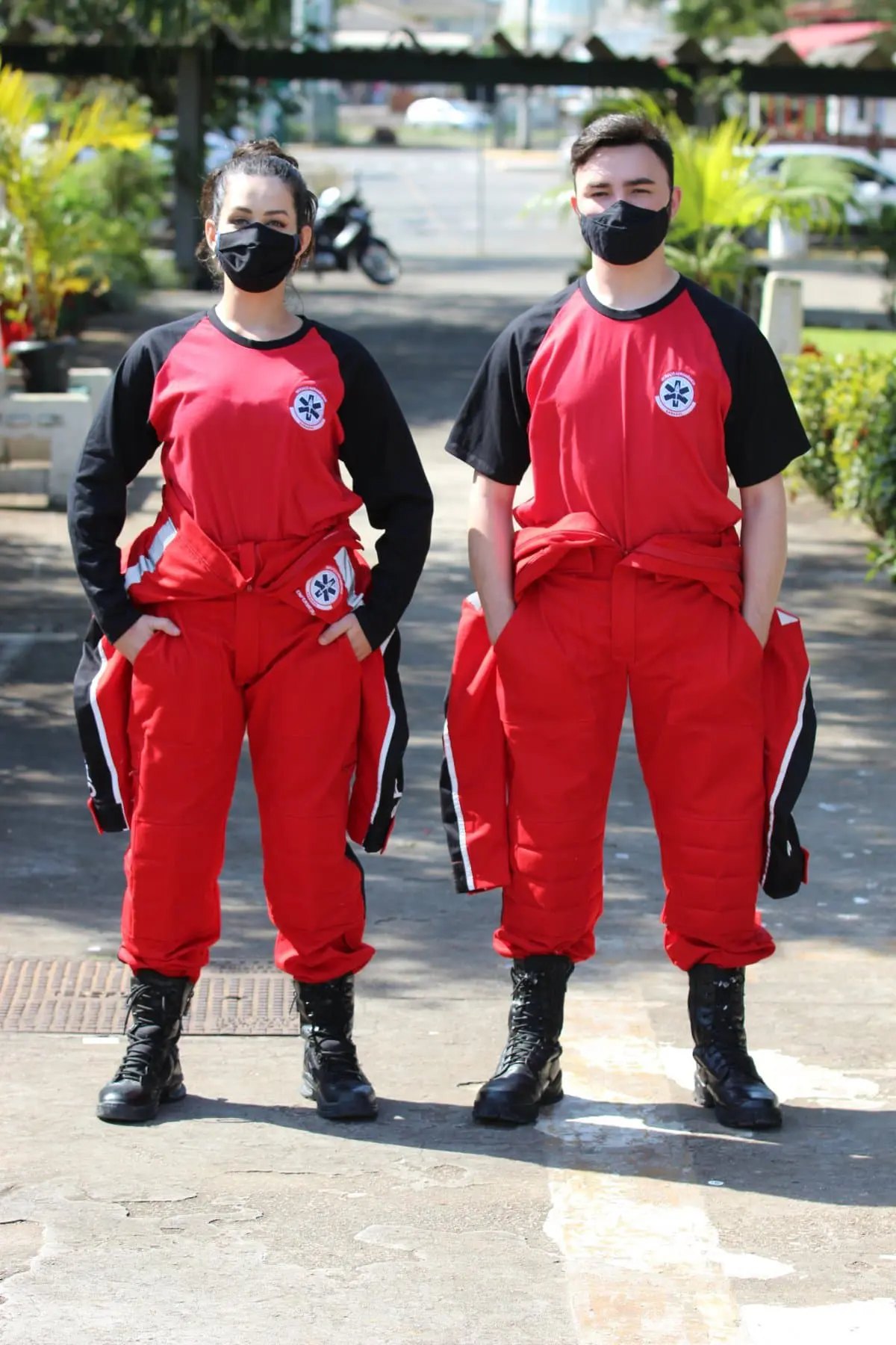 Serviço de Atendimento e Resgate Aeromédico do Sul apresenta uniformes em evento na Unesc