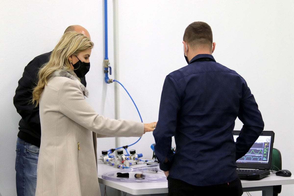 Unesc apresenta modelo inovador e seguro de respirador mecânico para o enfrentamento da Covid-19 3 Unesc apresenta modelo inovador e seguro de respirador mecânico para o enfrentamento da Covid-19