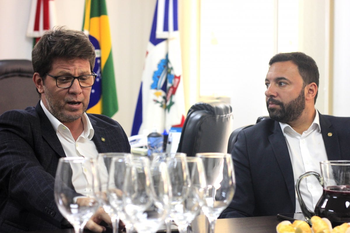 Mário Frias visita Nova Veneza e conhece projetos culturais do município