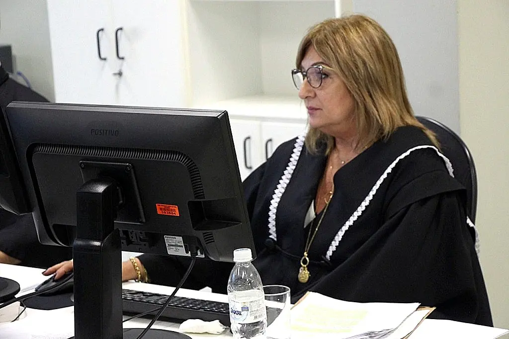 Juíza Ana Lia Barboza Moura Vieira Lisboa Carneiro é eleita desembargadora do TJSC
