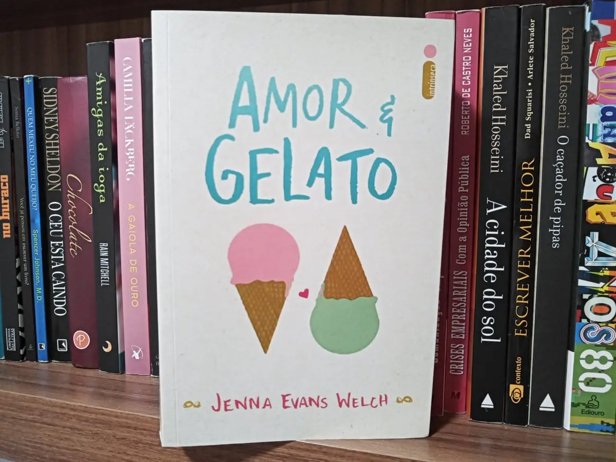 Resenha Amor e Gelato: uma história de recomeço