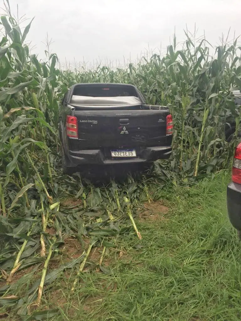 Veículos utilizados em mega assalto em Criciúma são abandonados em Nova Veneza