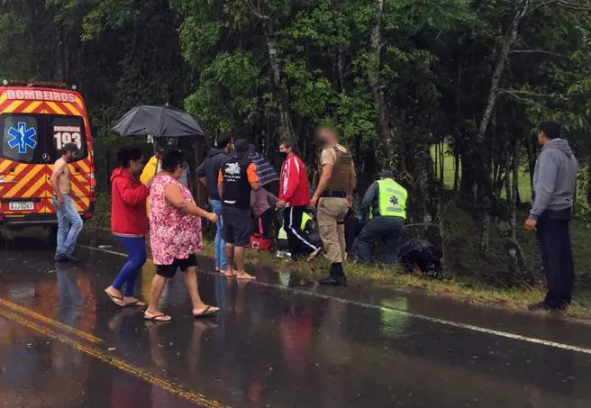 Adolescente fica ferido após se envolver em acidente de trânsito em Nova Veneza