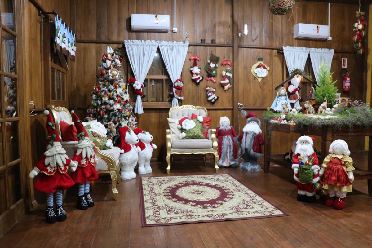 Enfeites do Projeto Natal Feito à Mão da Casa da Minestra serão sorteados durante a live