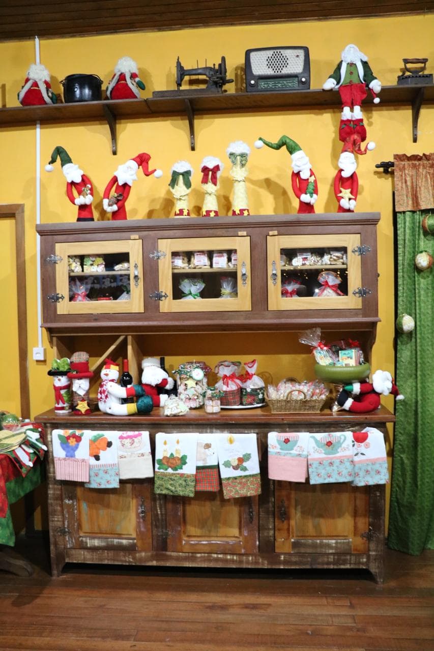 Enfeites do Projeto Natal Feito à Mão da Casa da Minestra serão sorteados durante a live