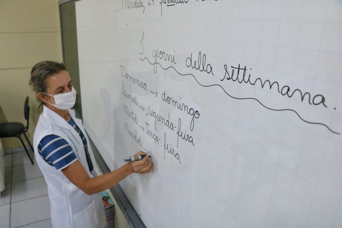 Em Nova Veneza aulas de italiano promovem resgate cultural