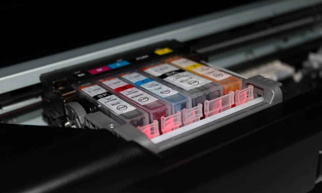 Como os cartuchos de tinta funcionam na hora da impressão?
