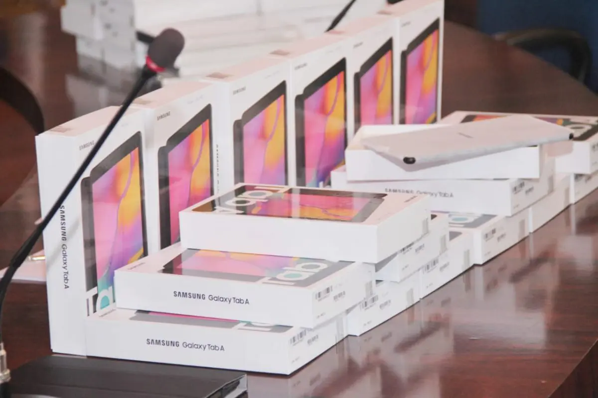 Agentes Comunitários de Saúde recebem novos tablets