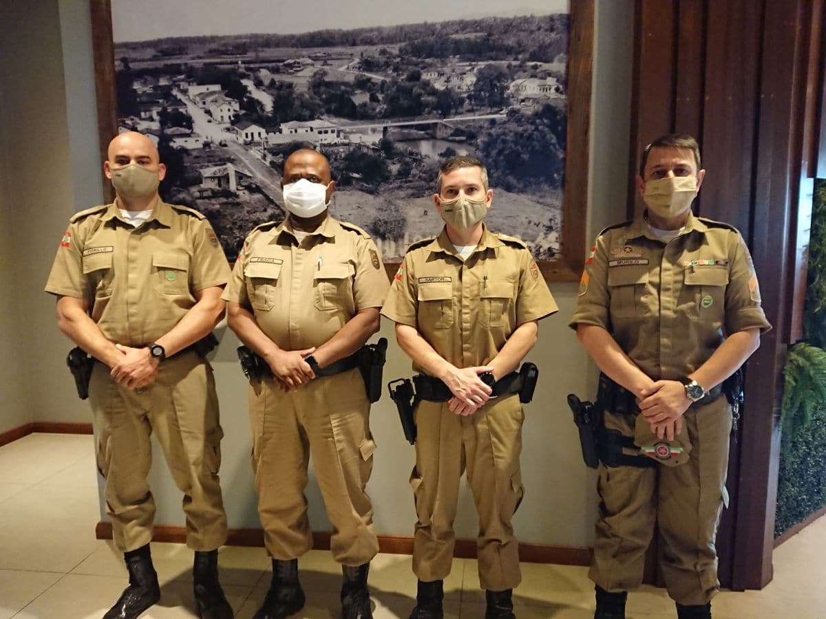 PM realiza operações de fiscalização nos principais acessos à Nova Veneza 2 PM realiza operações de fiscalização nos principais acessos à Nova Veneza