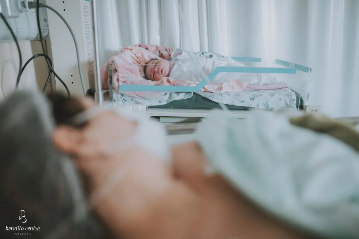 HSJosé: chamada de vídeo aproxima casal durante o nascimento da filha