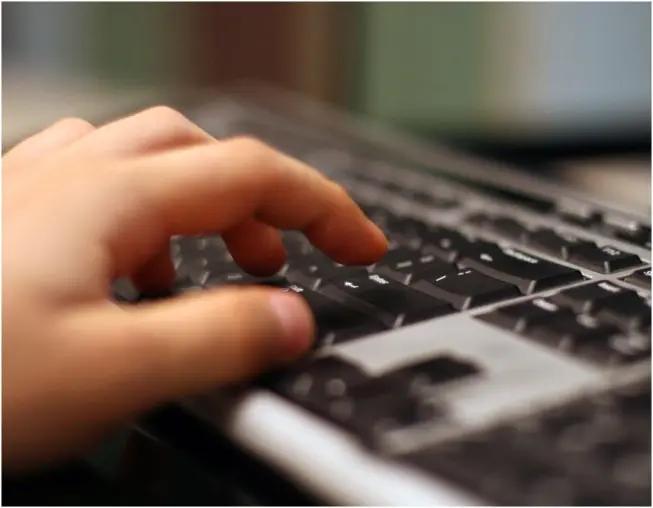 Educação se manifesta sobre internet nas escolas de Nova Veneza