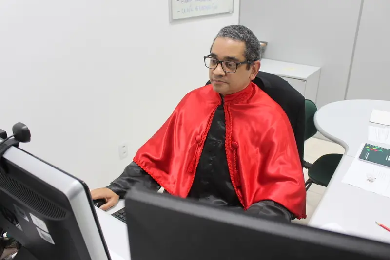 Unesc se despede do procurador jurídico, coordenador de curso e professor João Carlos Medeiros Rodrigues Júnior
