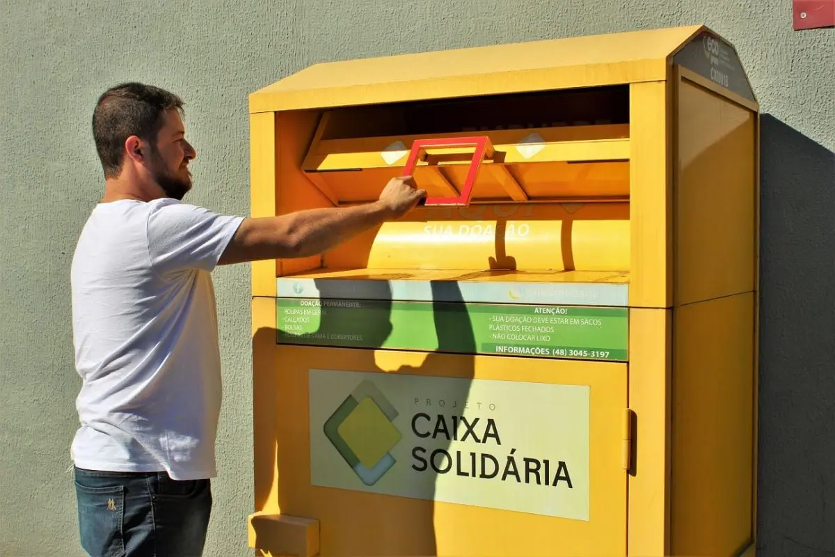 Com o frio que se aproxima, Caixa Solidária reforça apelo por doações