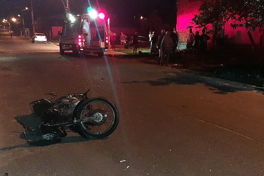 Acidente de trânsito deixa motociclista ferido no Caravaggio