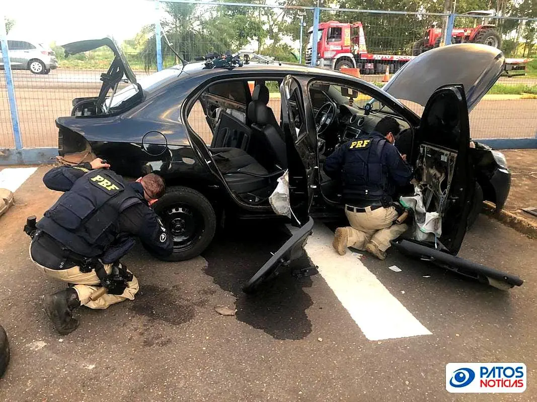 Com placas de Nova Veneza veículo com 30kg de maconha é apreendido em MG