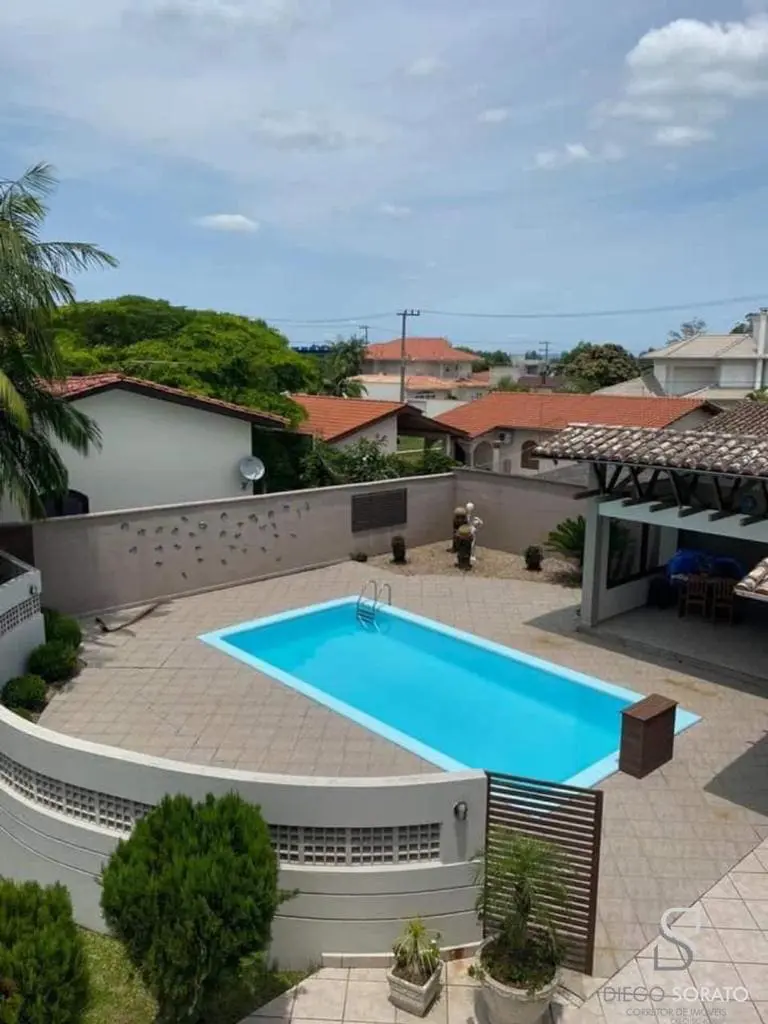 Casa alto padrão à venda no Caravaggio em Nova Veneza