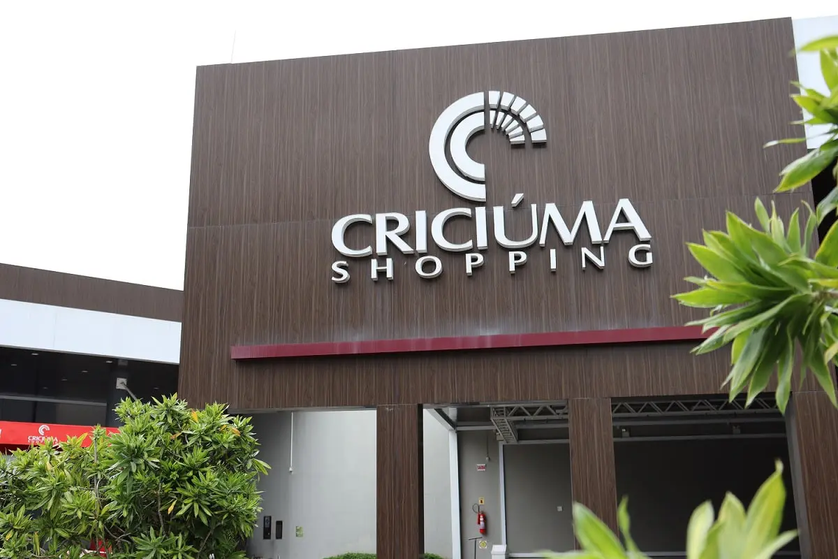 Criciúma Shopping vai transmitir jogos e sortear camisetas do Criciúma EC